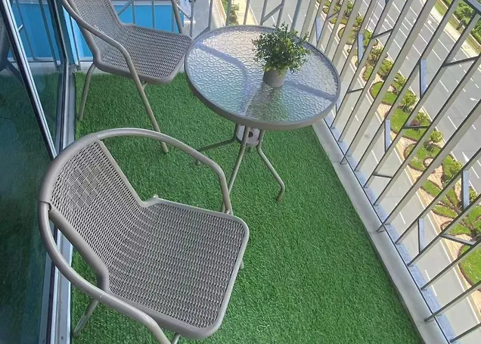 Comfortable 1,2,3bedrooms Seaview Next To Okada Casino, Airports, Moa, Solaire Casino Apartamento *