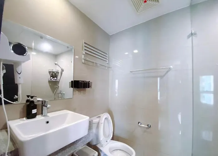 Comfortable 1,2,3bedrooms Seaview Next To Okada Casino, Airports, Moa, Solaire Casino