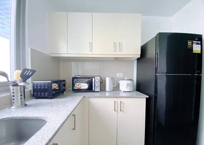 Comfortable 1,2,3bedrooms Seaview Next To Okada Casino, Airports, Moa, Solaire Casino *