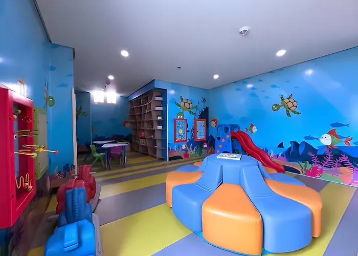 Comfortable 1,2,3bedrooms Seaview Next To Okada Casino, Airports, Moa, Solaire Casino